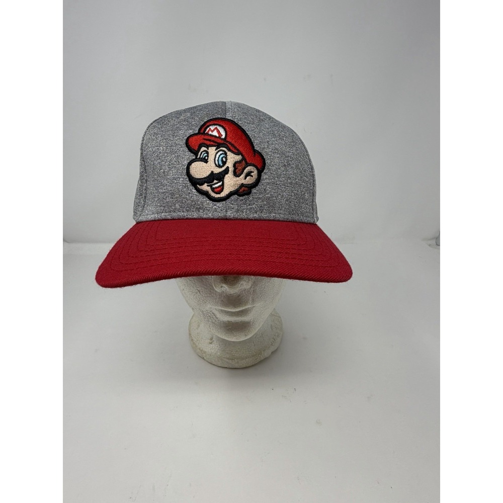Super Mario Snapback Hat Bioworld Nintendo 2018 Gray Heather Red Brim Adjustable